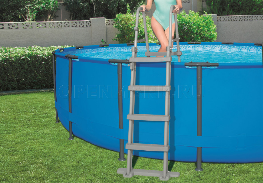    Bestway 58332 Pool Ladder     132 